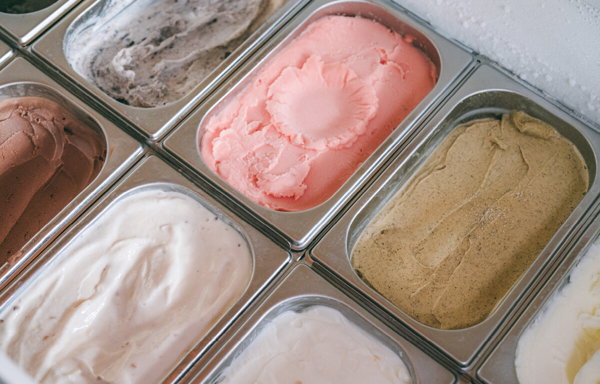 様々なフレーバーが並ぶ様子